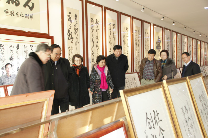 山东省高等教育赴欧考察团成员莅临学院参观交流